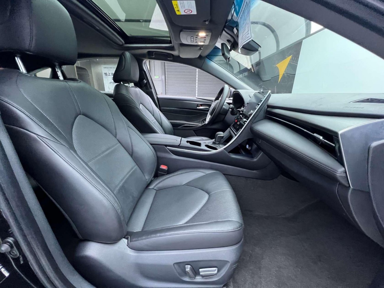 Toyota Avalon 2022