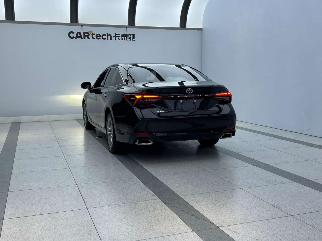 Toyota Avalon 2022
