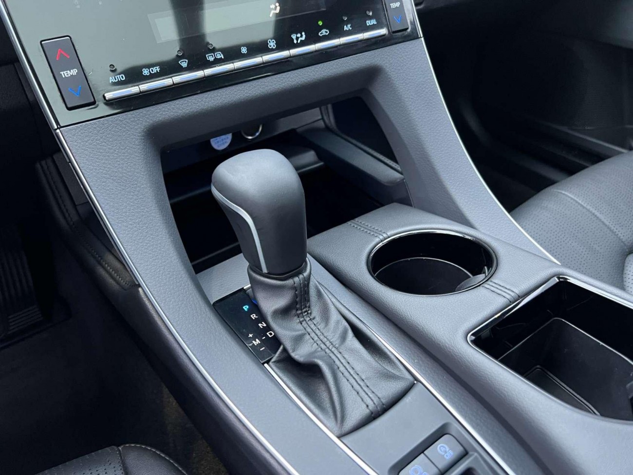 Toyota Avalon 2022
