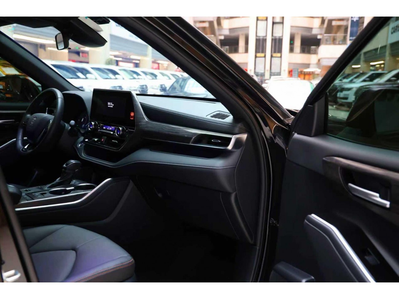 Toyota Crown 2025