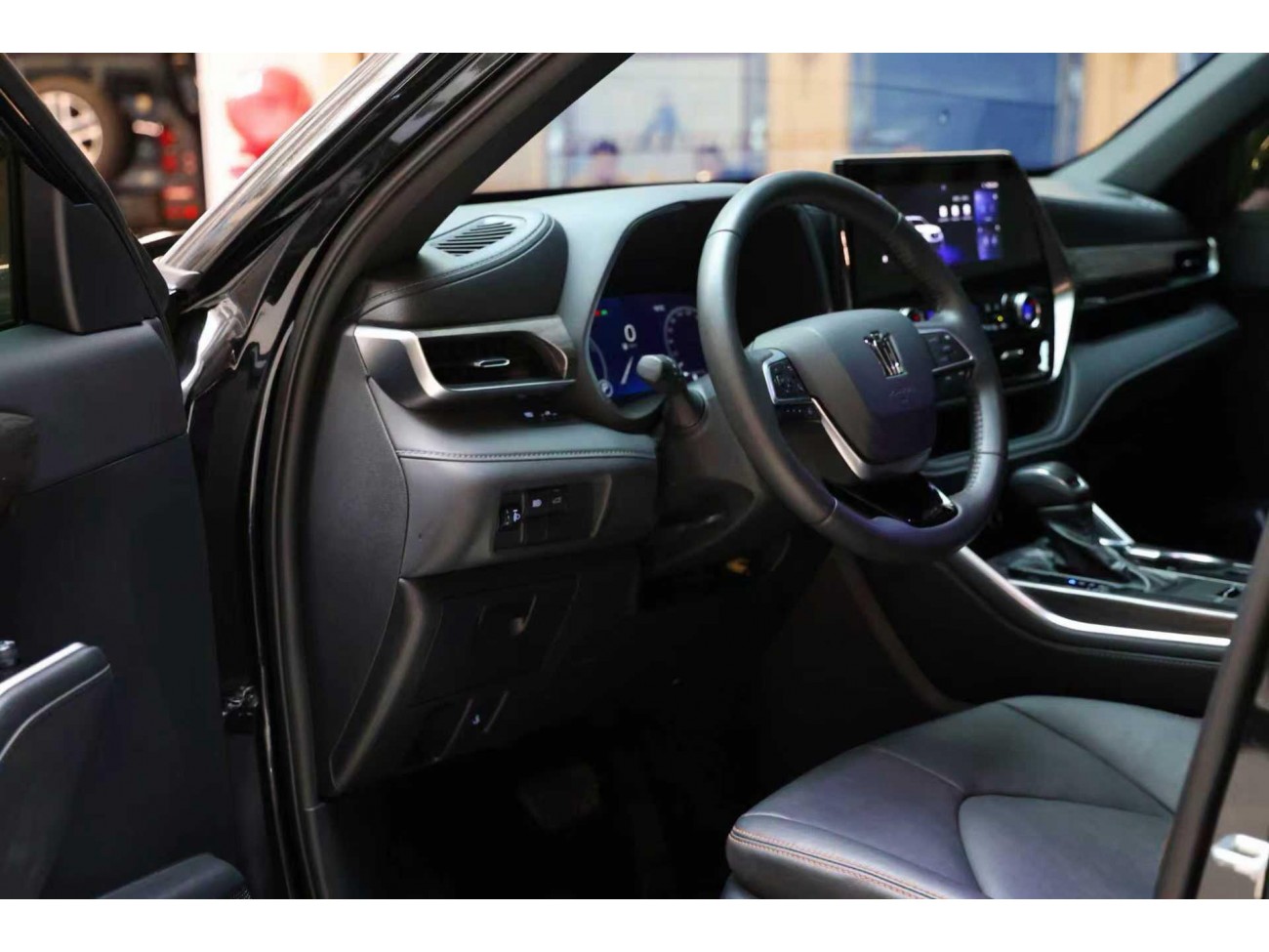 Toyota Crown 2025