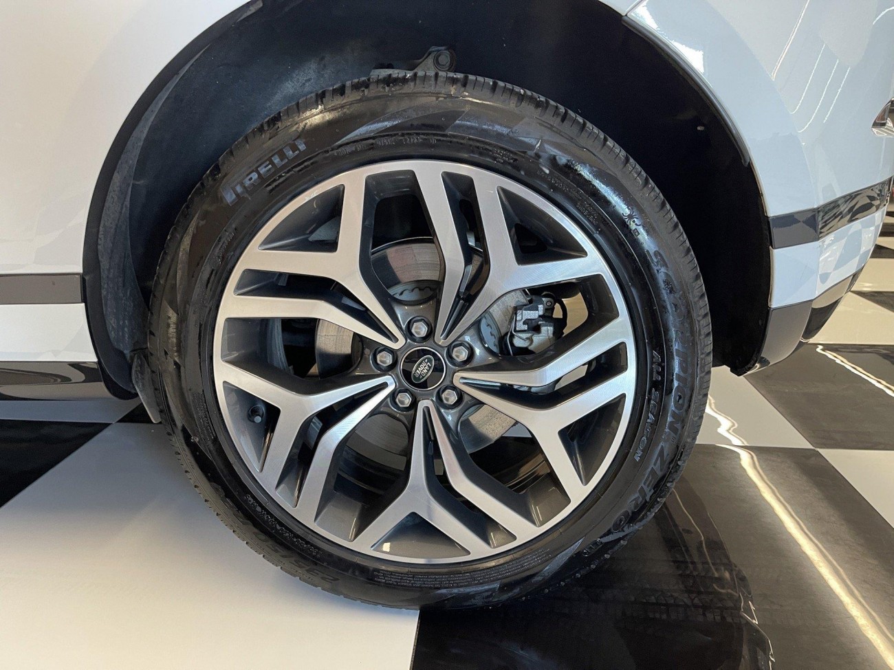 Land Rover Range Rover 2023
