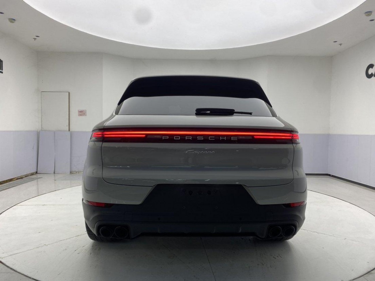 Porsche Cayenne 2025