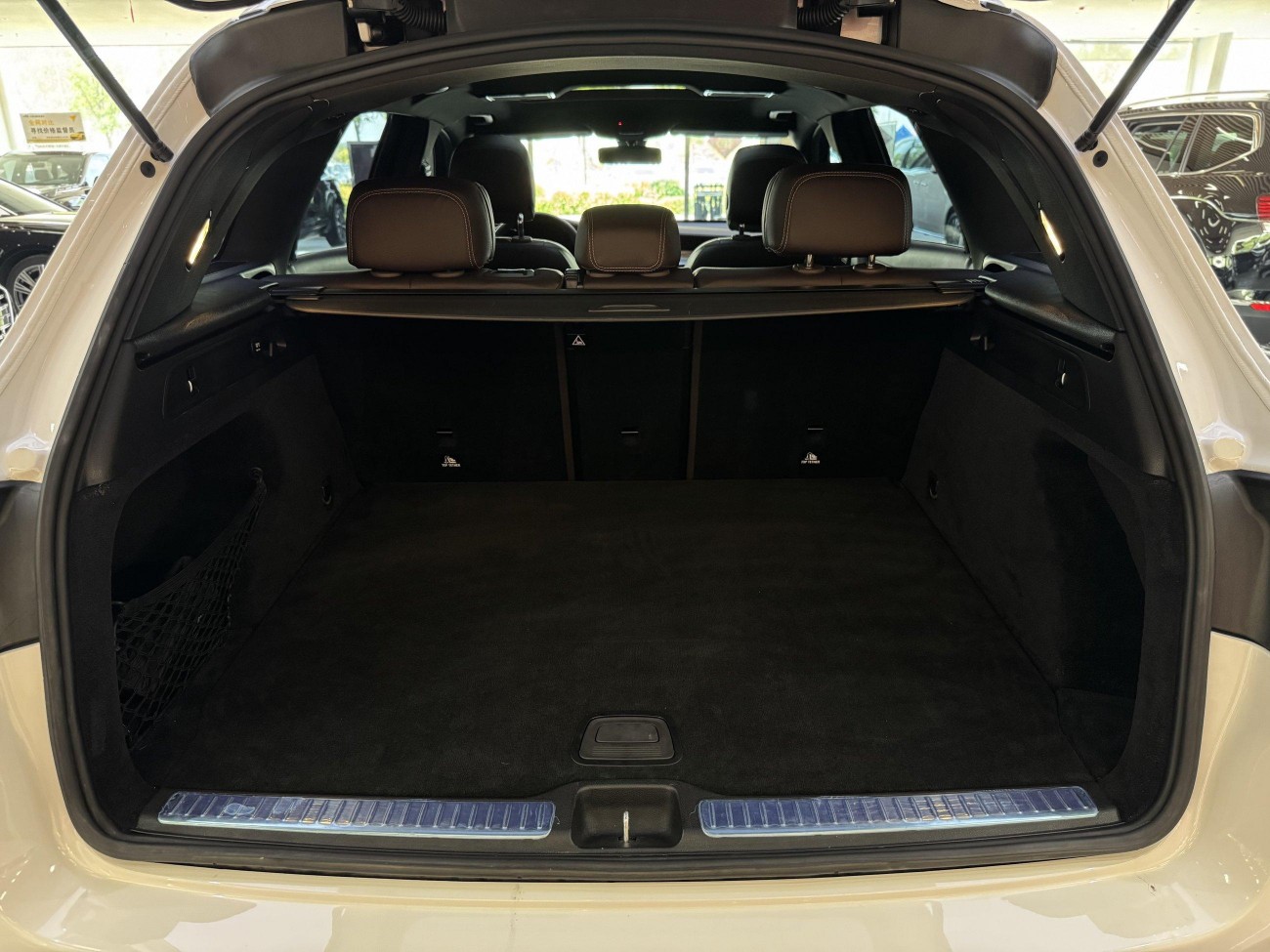 Mercedes-Benz GLC 260 L 2021