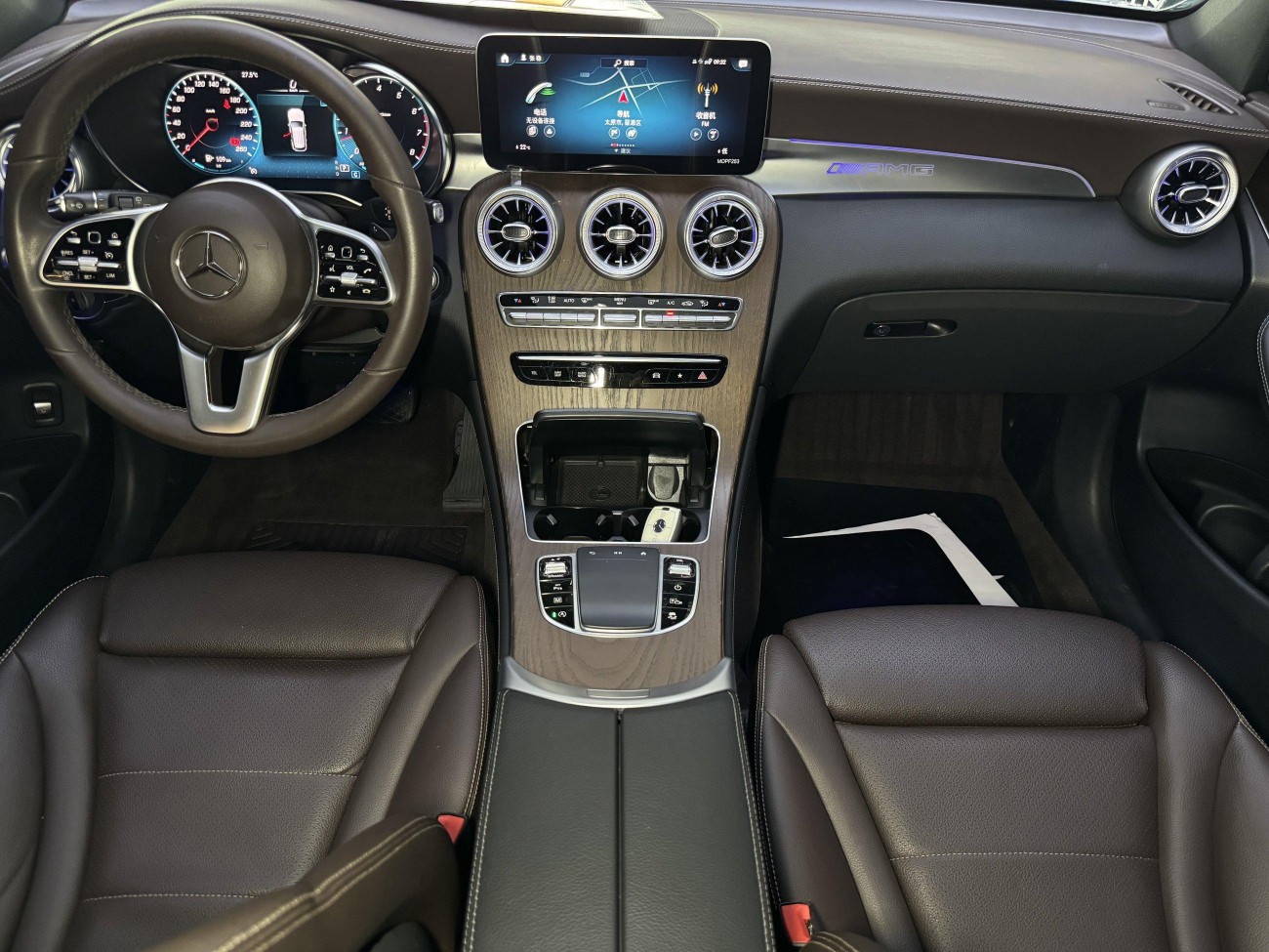 Mercedes-Benz GLC 260 L 2021
