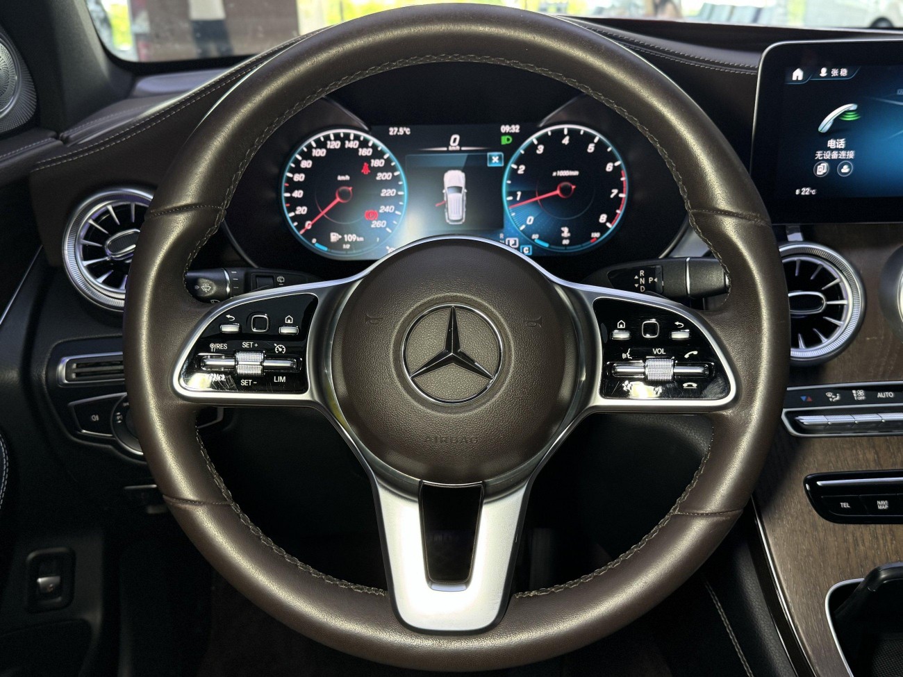 Mercedes-Benz GLC 260 L 2021