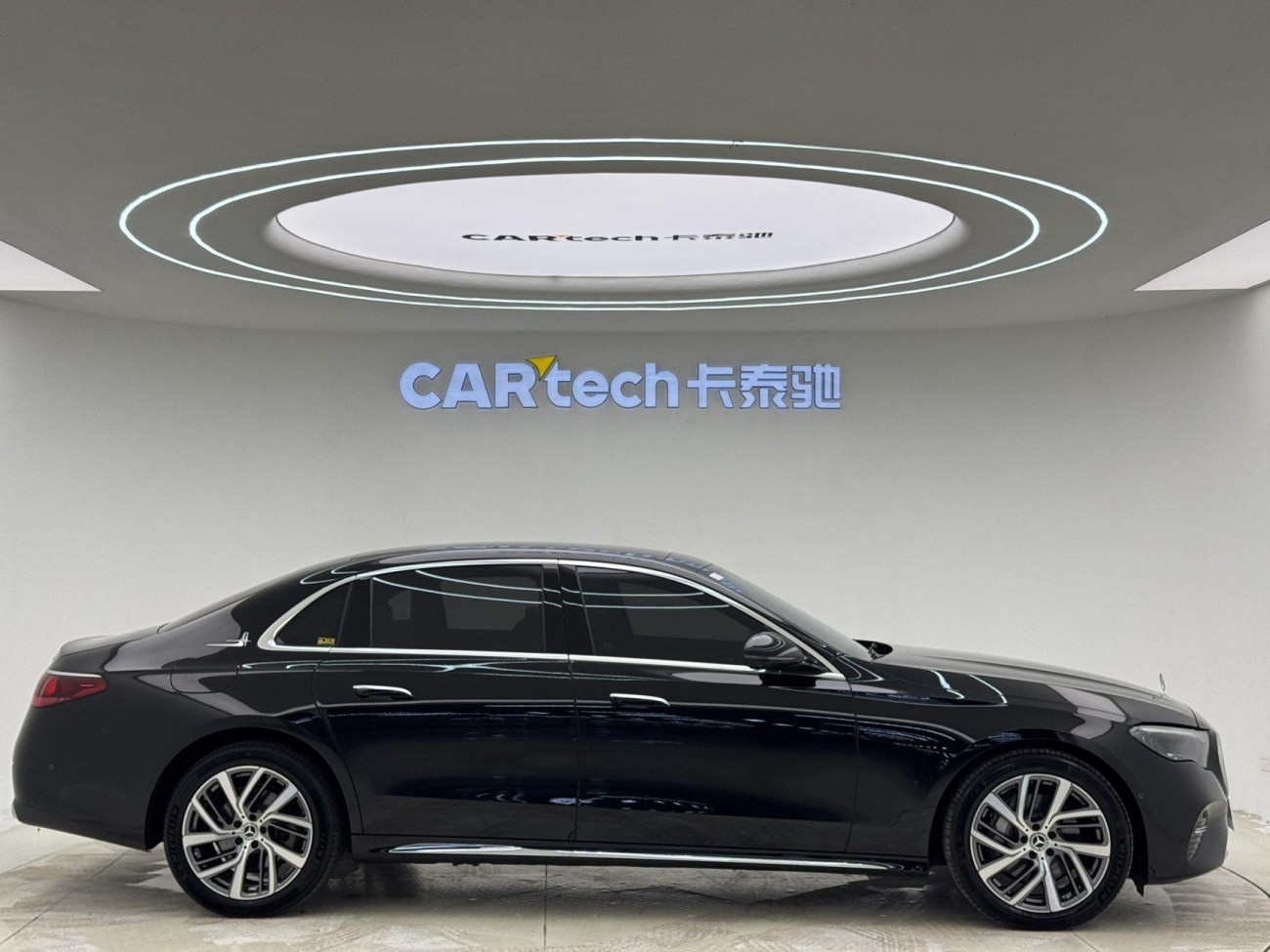 Mercedes-Benz E 300 L 2025