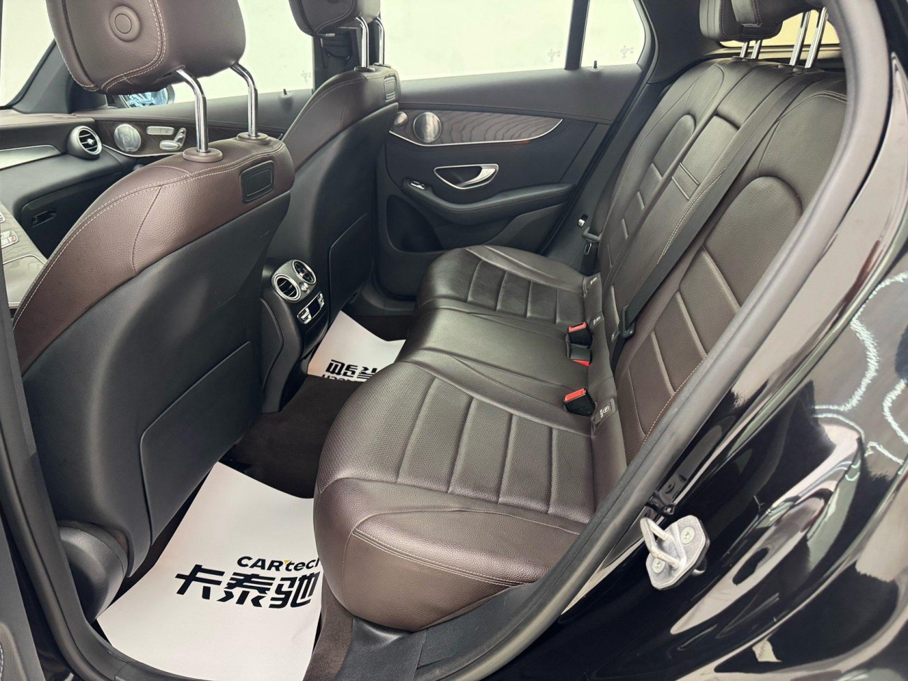 Mercedes-Benz GLC300 4MATIC 2017