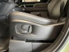 Land Rover Defender 2023