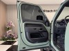 Land Rover Defender 2023