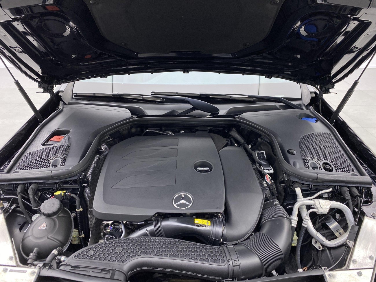 Mercedes-Benz E 300 L 2023