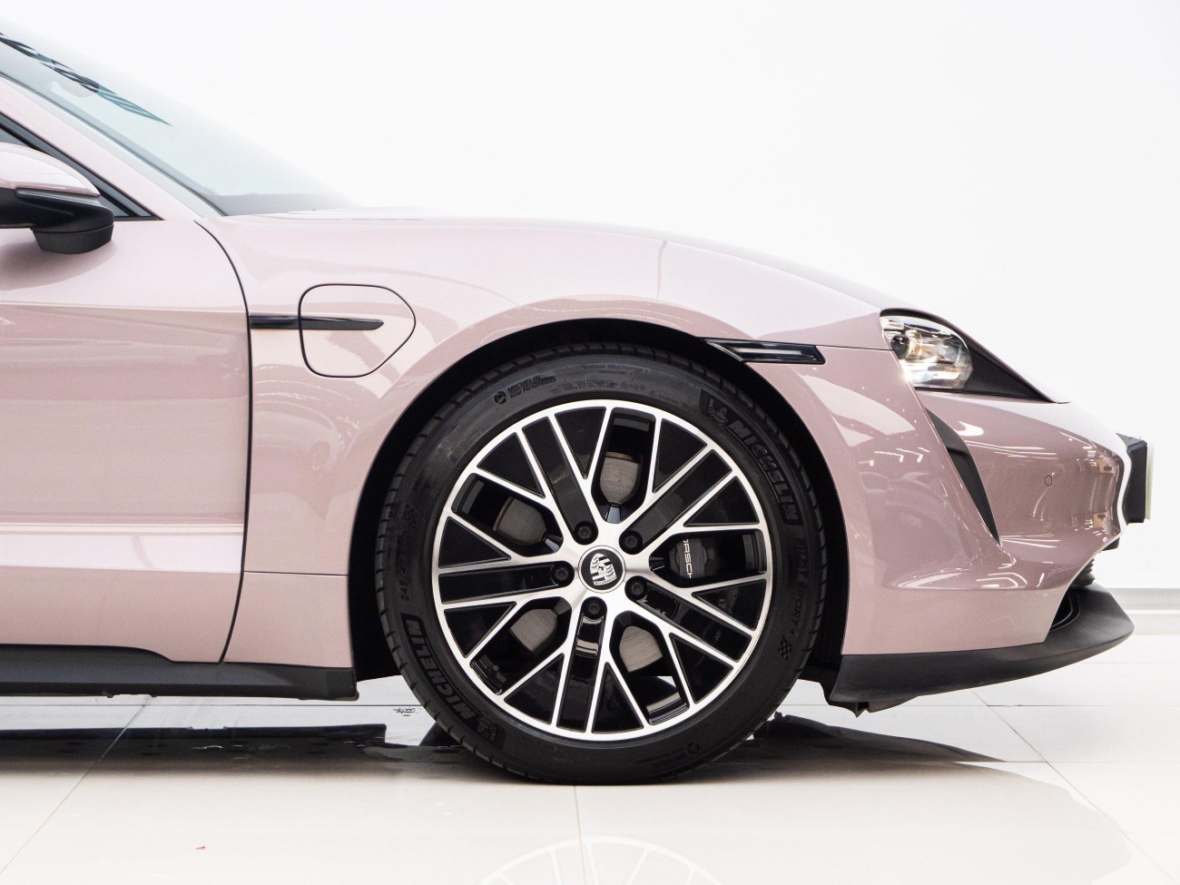 Porsche Taycan 2021