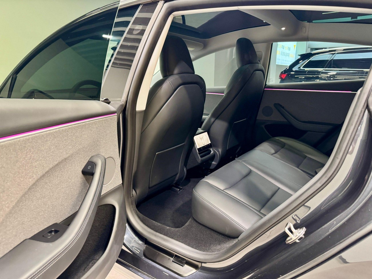 Tesla Model 3 2024