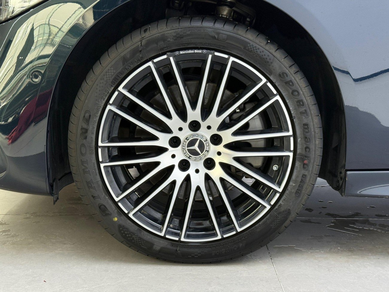 Mercedes-Benz C 260 L 2025