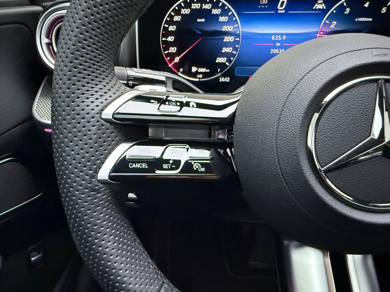 Mercedes-Benz C 260 L 2025