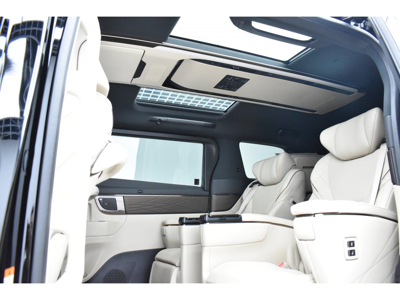 Toyota Alphard 2024