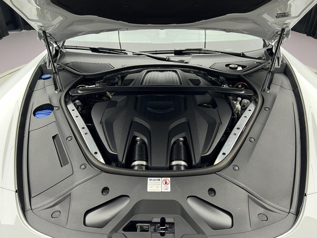 Porsche Panamera 2023