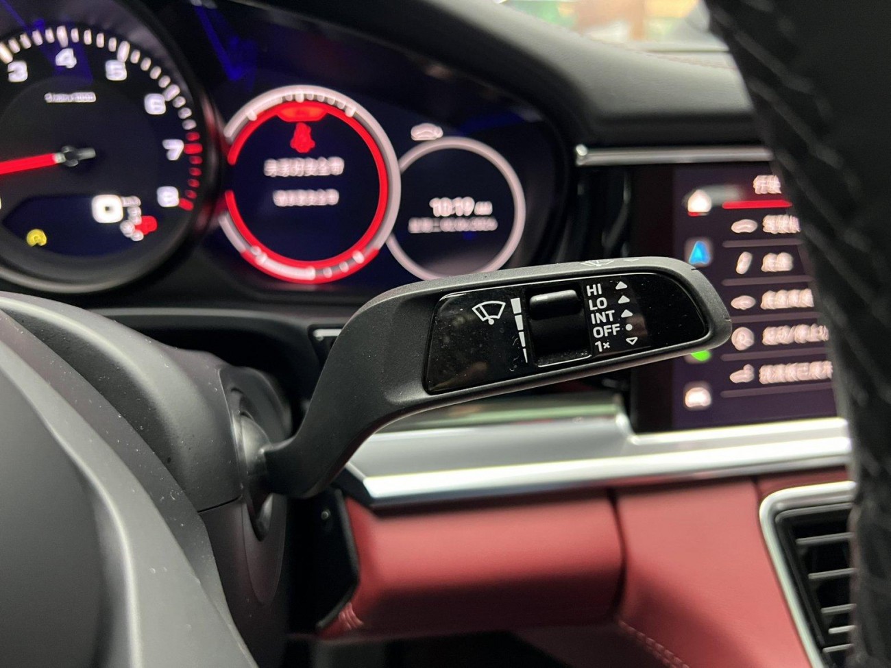 Porsche Panamera 2023