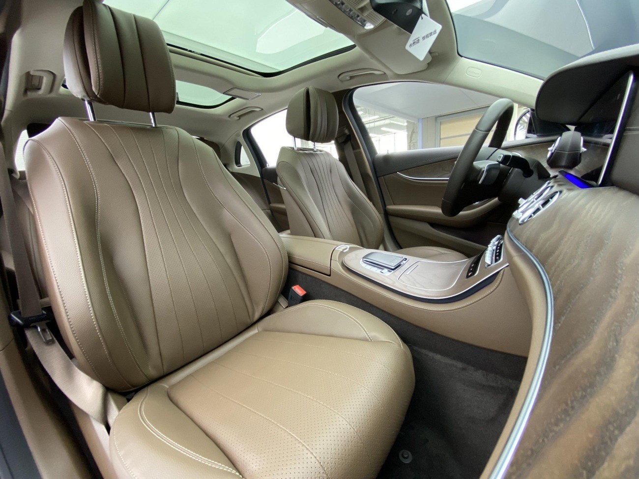 Mercedes-Benz E 300 L 2023