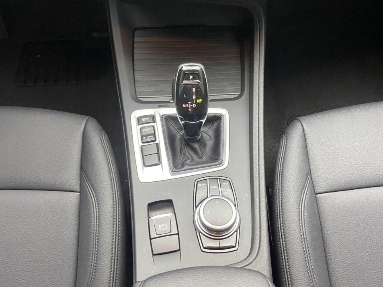BMW 120i 2021