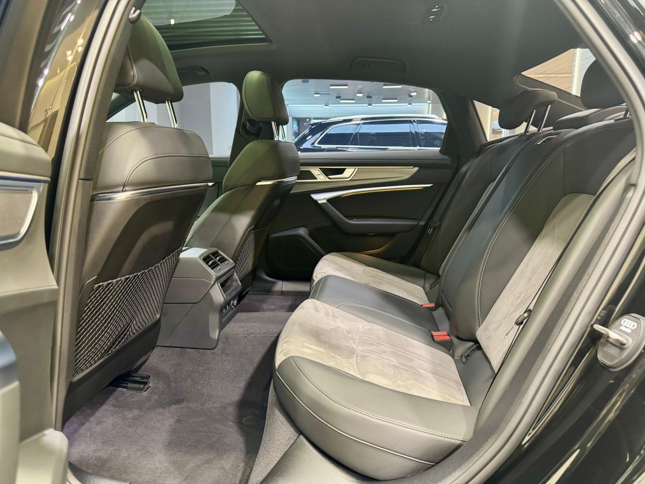 Audi A6L 40 TFSI 2025