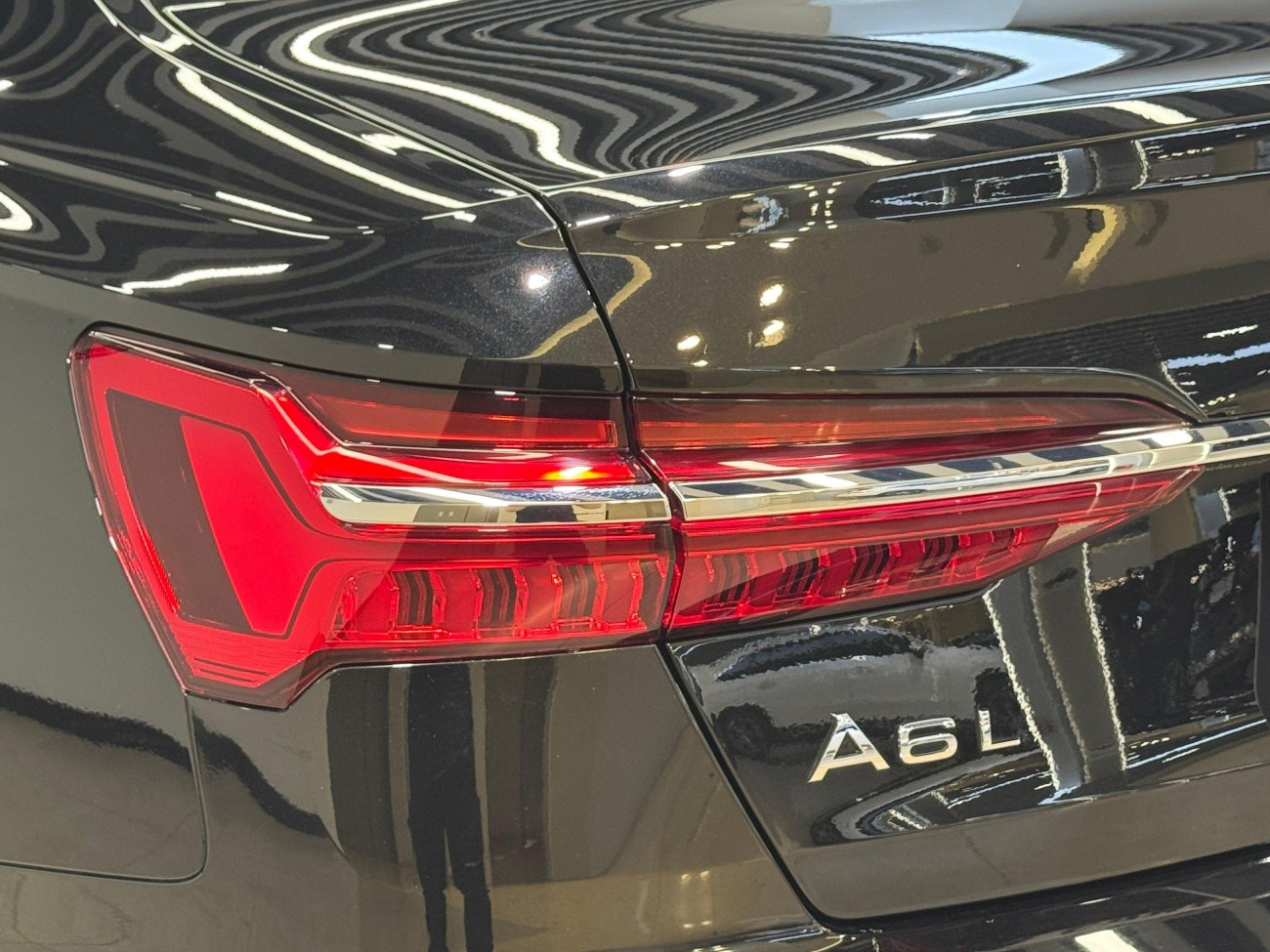 Audi A6L 40 TFSI 2025