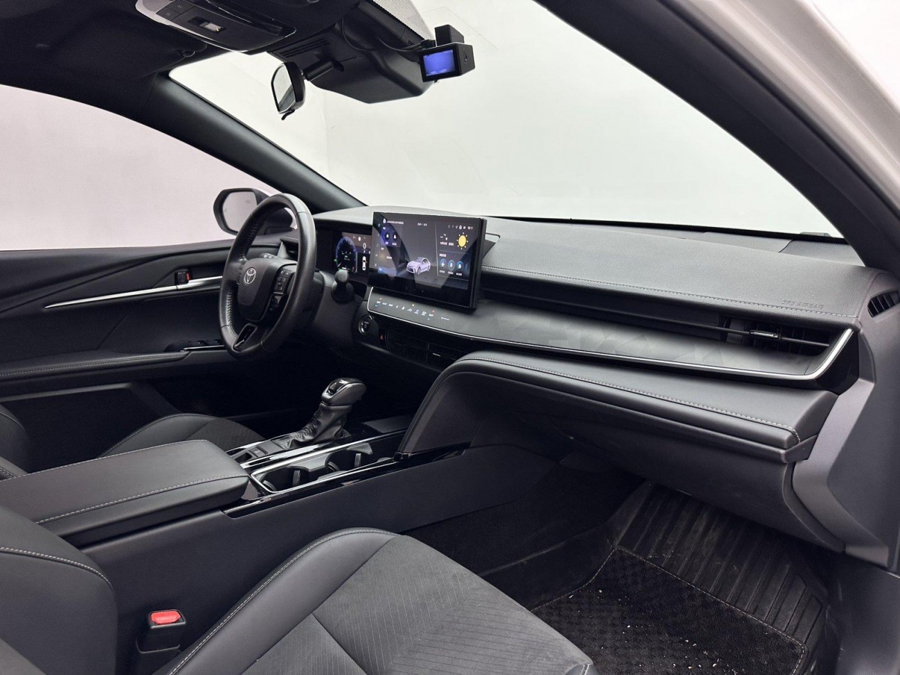 Toyota Camry 2024