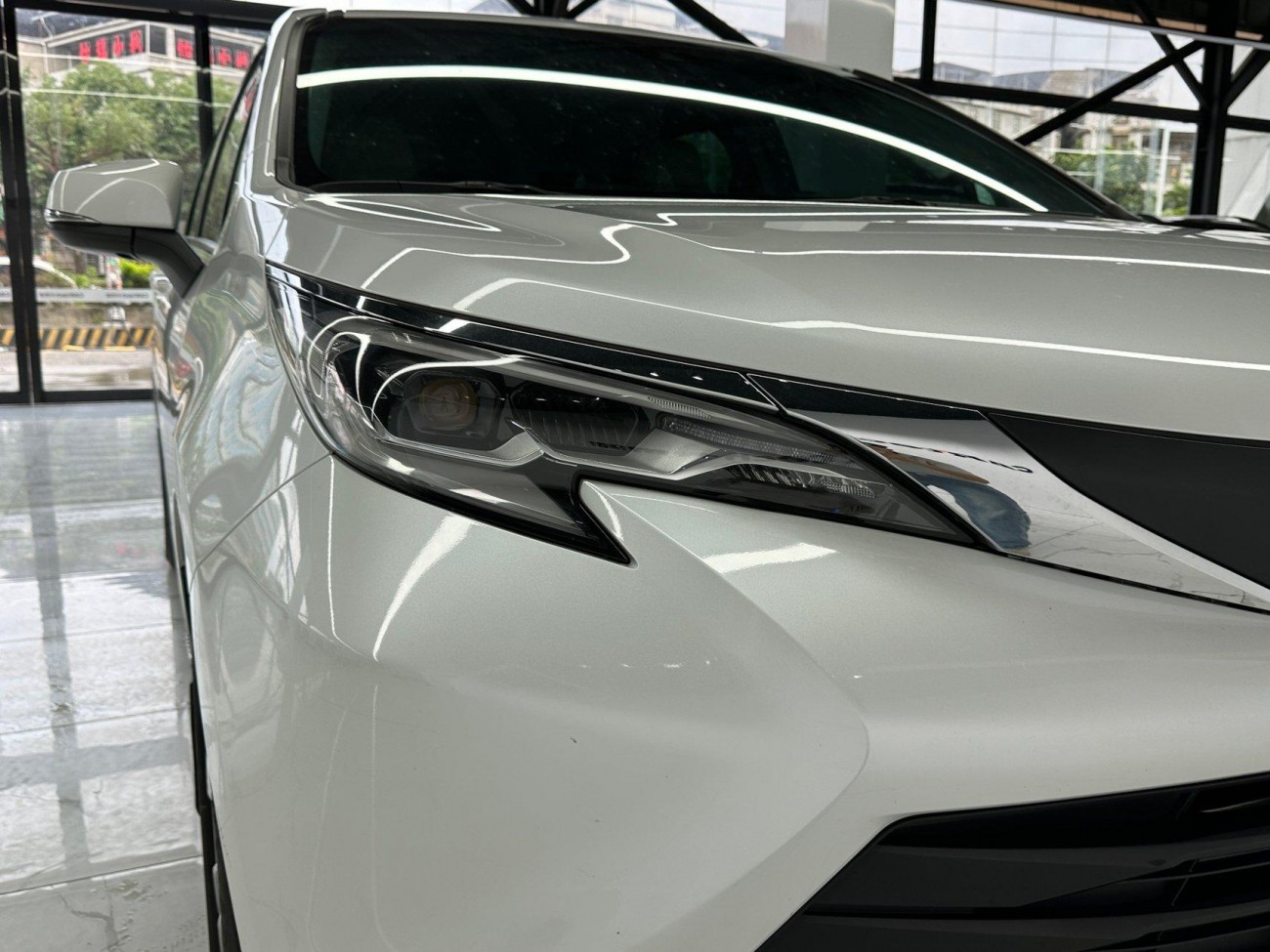 Toyota Sienna 2023