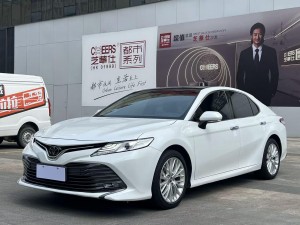 Toyota Camry 2019