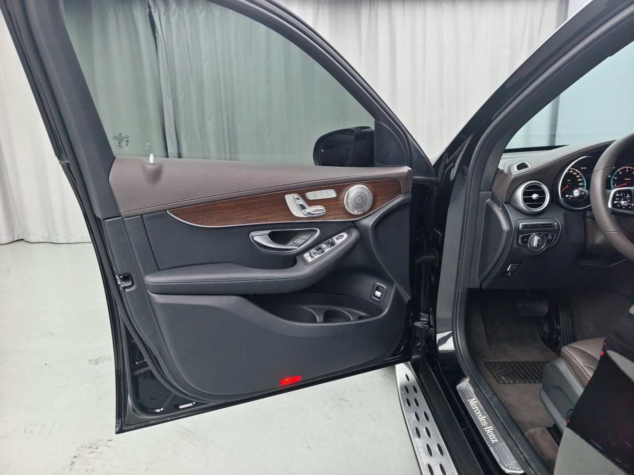 Mercedes-Benz GLC 300 L 2021