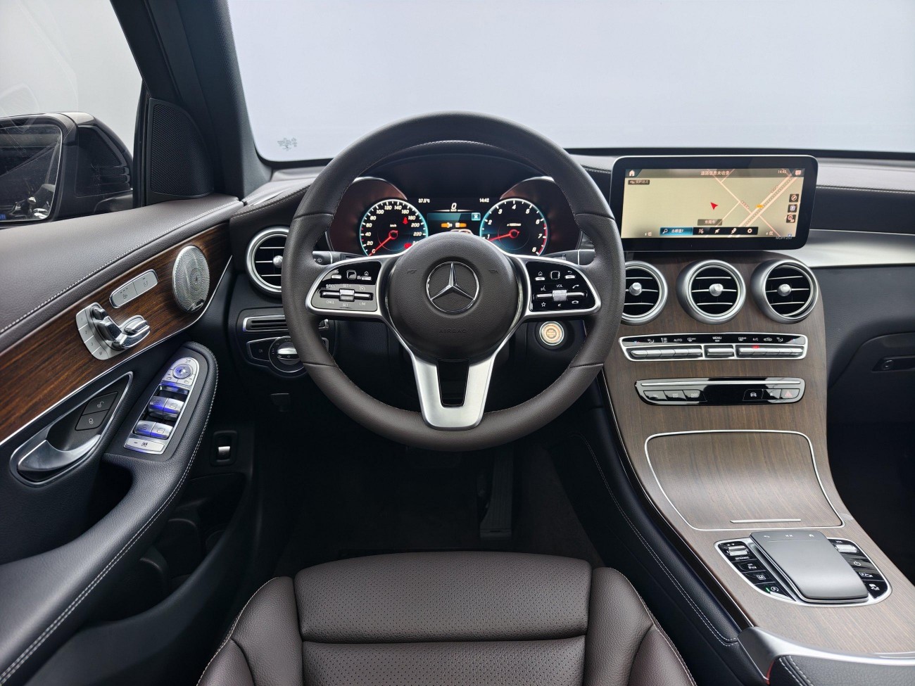 Mercedes-Benz GLC 300 L 2021