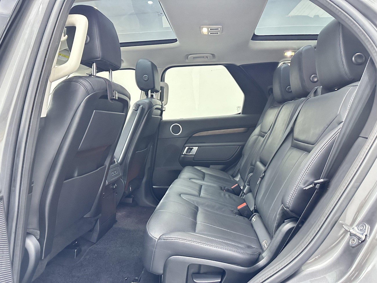 Land Rover Discovery 2018