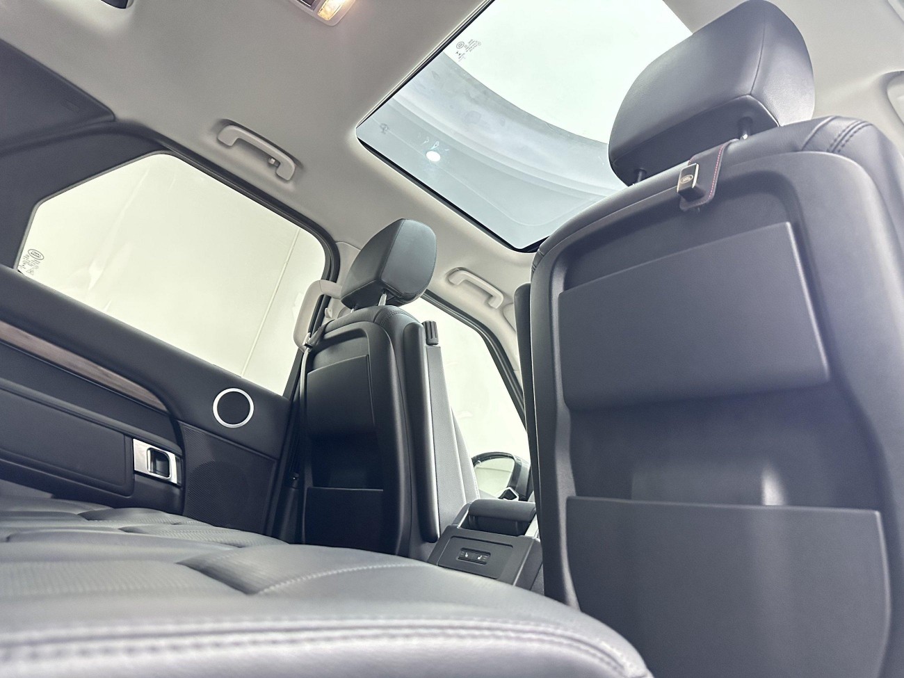 Land Rover Discovery 2018
