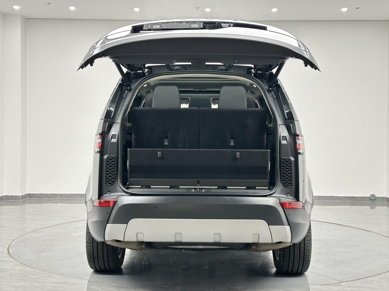 Land Rover Discovery 2018