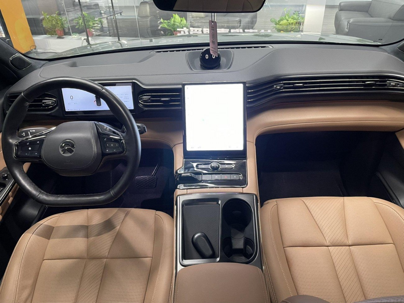 NIO ES8 2022