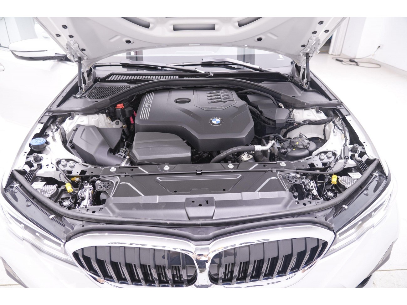 BMW 320Li 2021