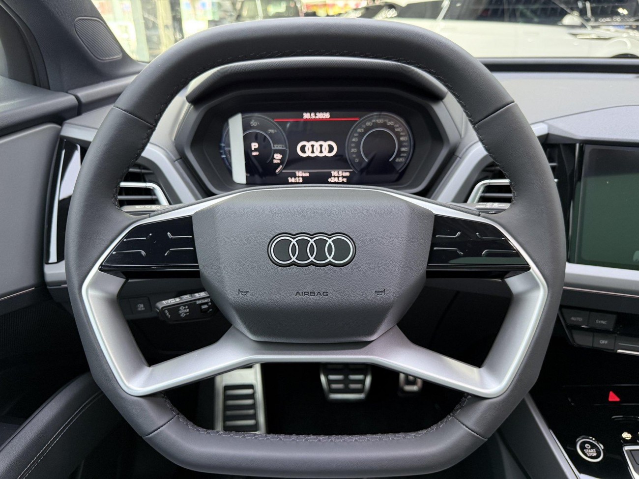 Audi Q5 e-tron 2025