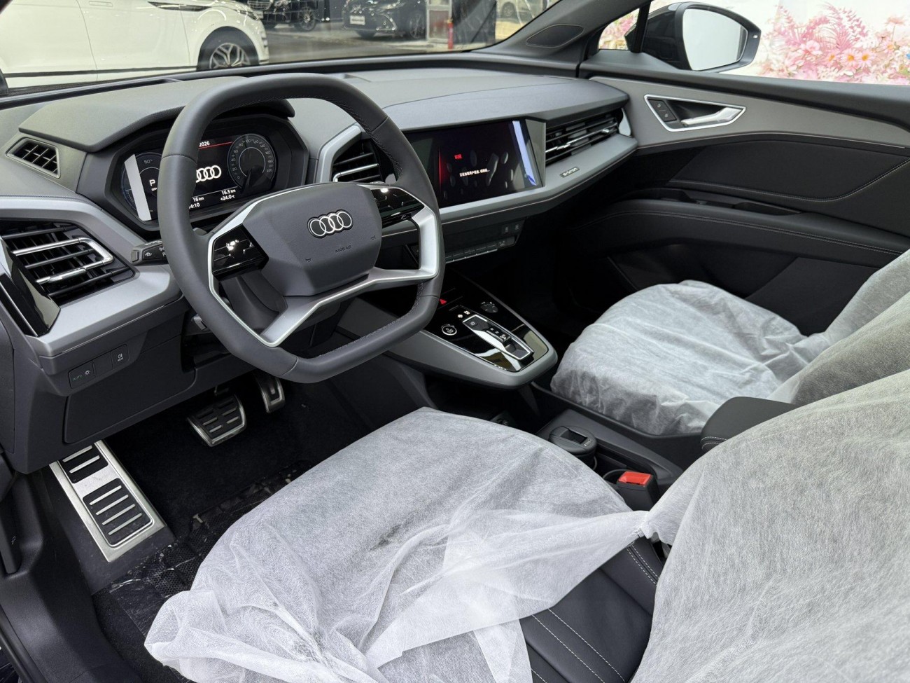 Audi Q5 e-tron 2025