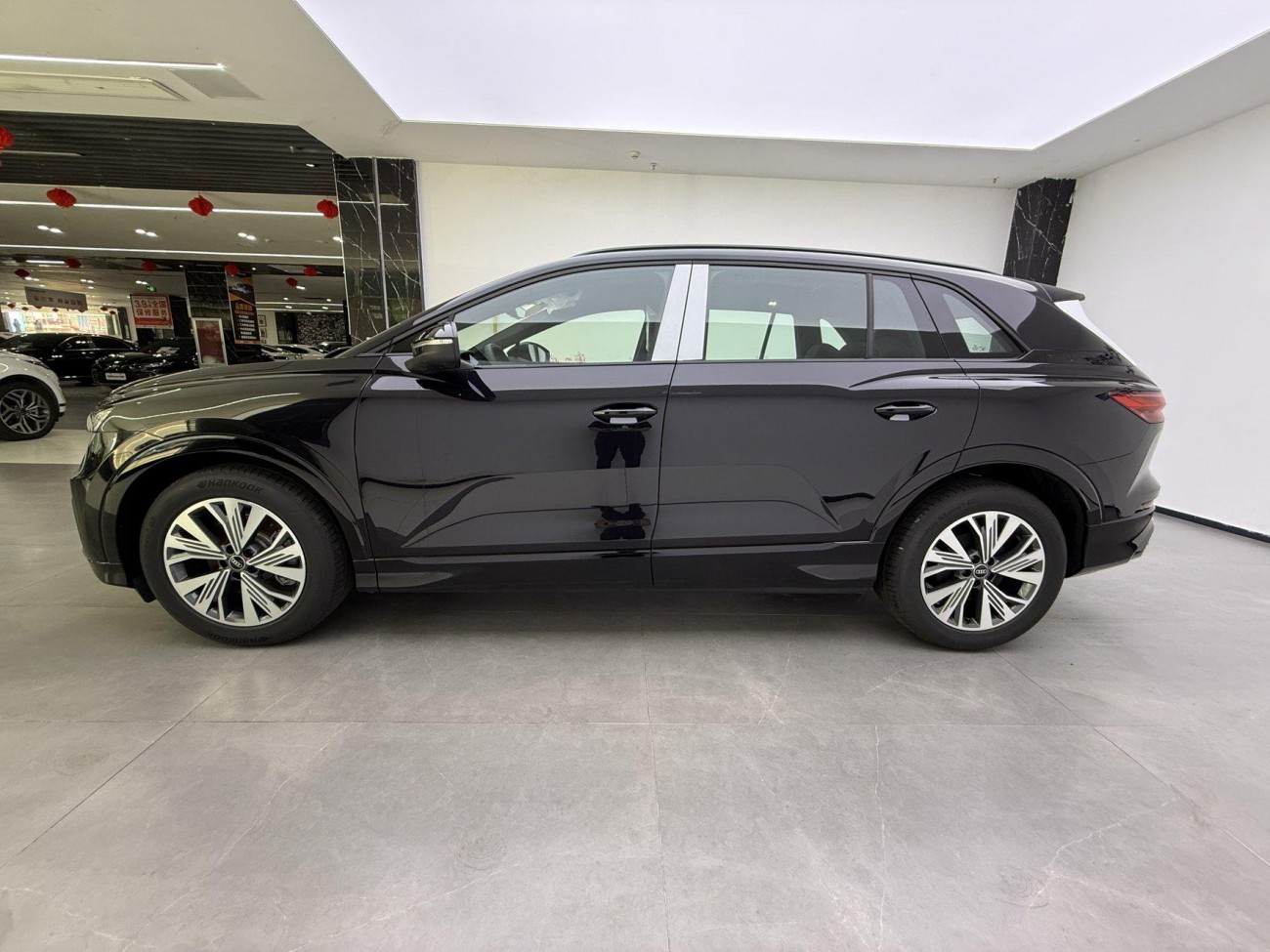 Audi Q5 e-tron 2025