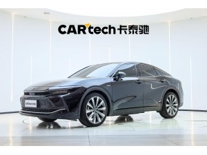 Toyota Crown 2024