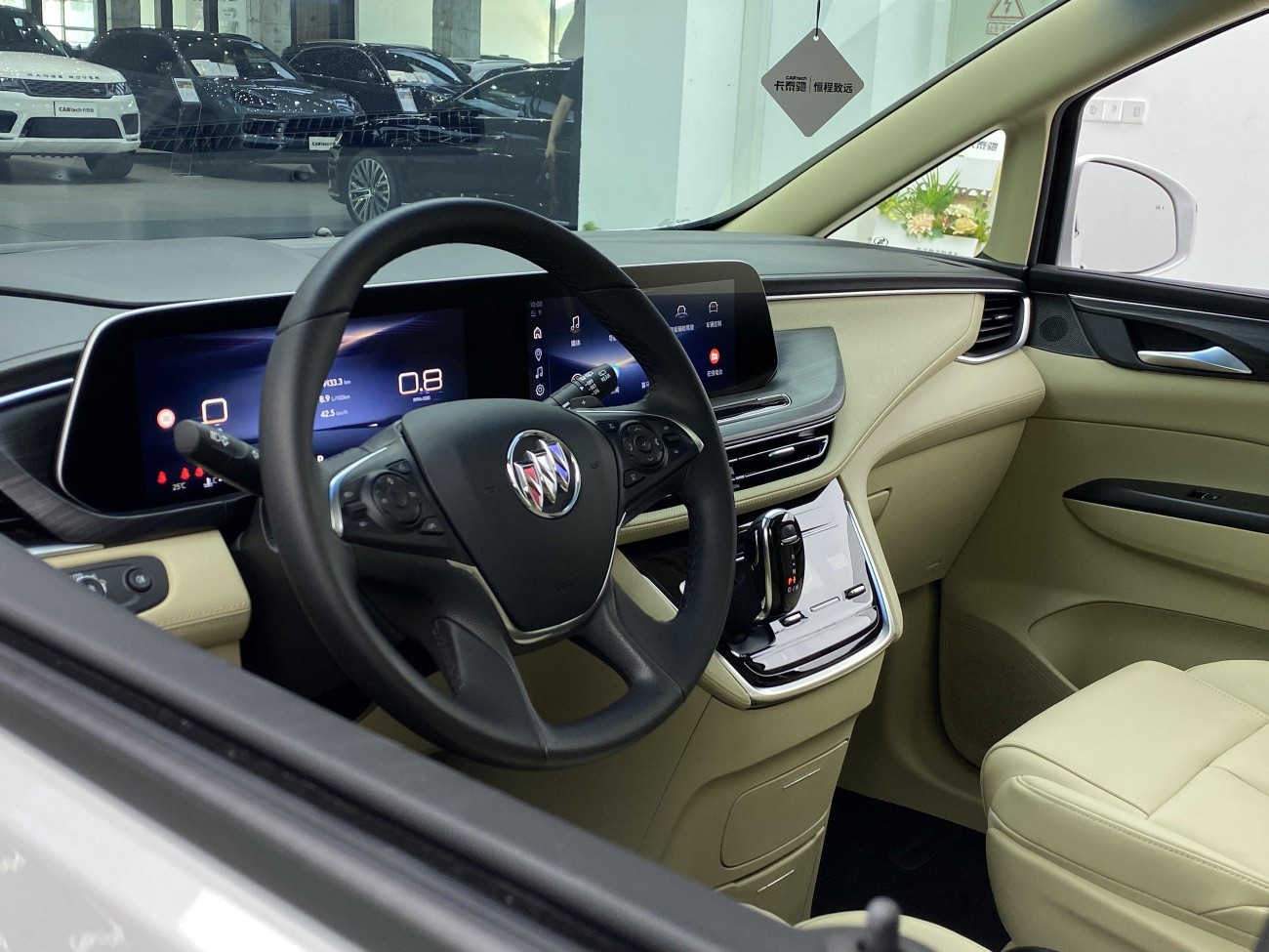 Buick GL8 2023