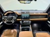 Land Rover Defender 2023