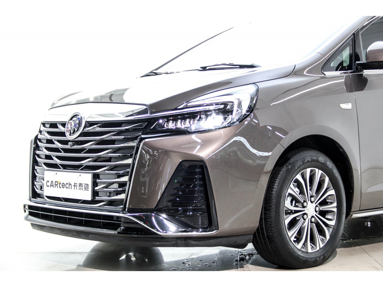 Buick GL8 2024