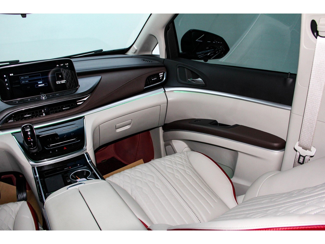 Buick GL8 2024