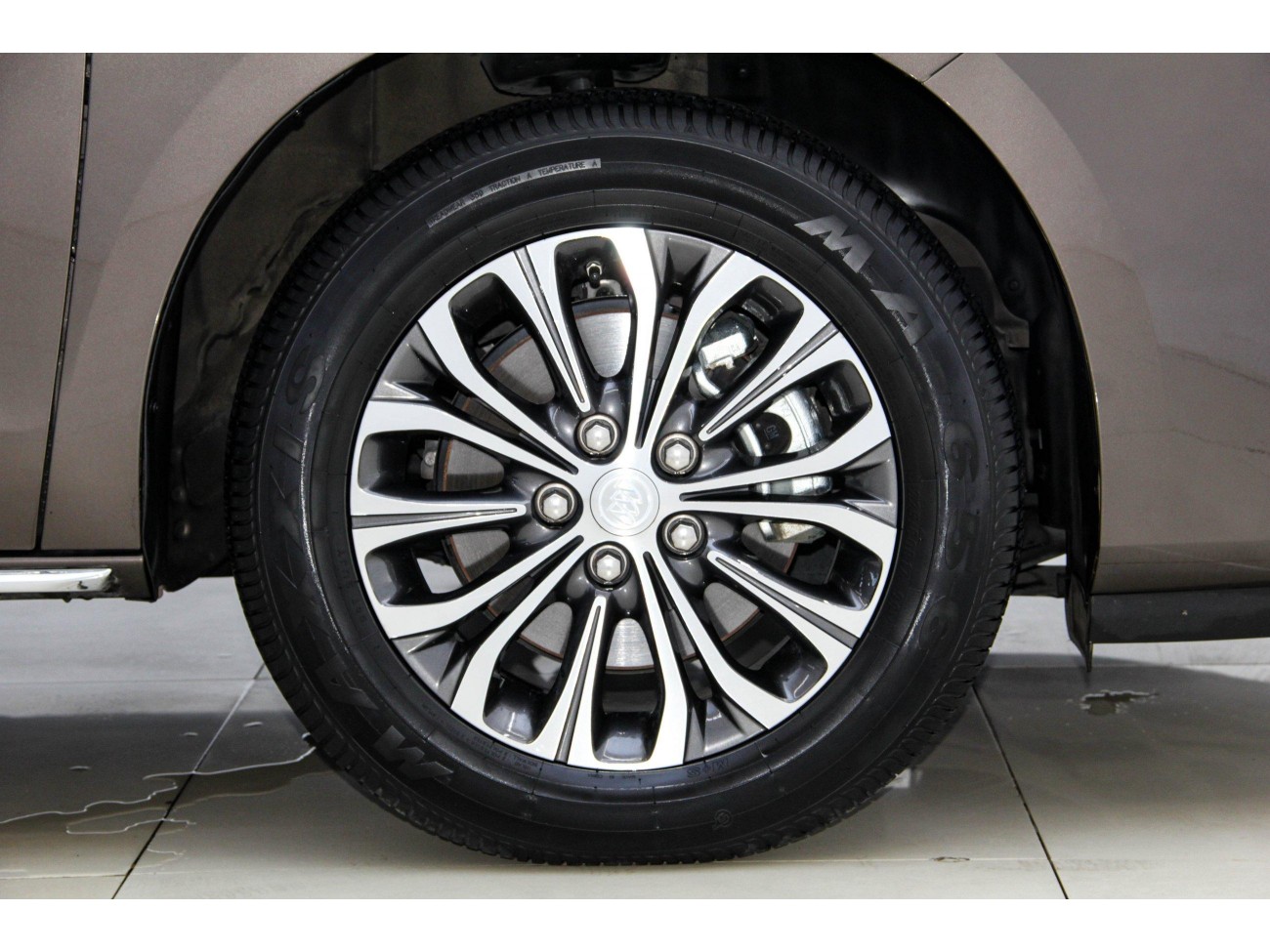 Buick GL8 2024