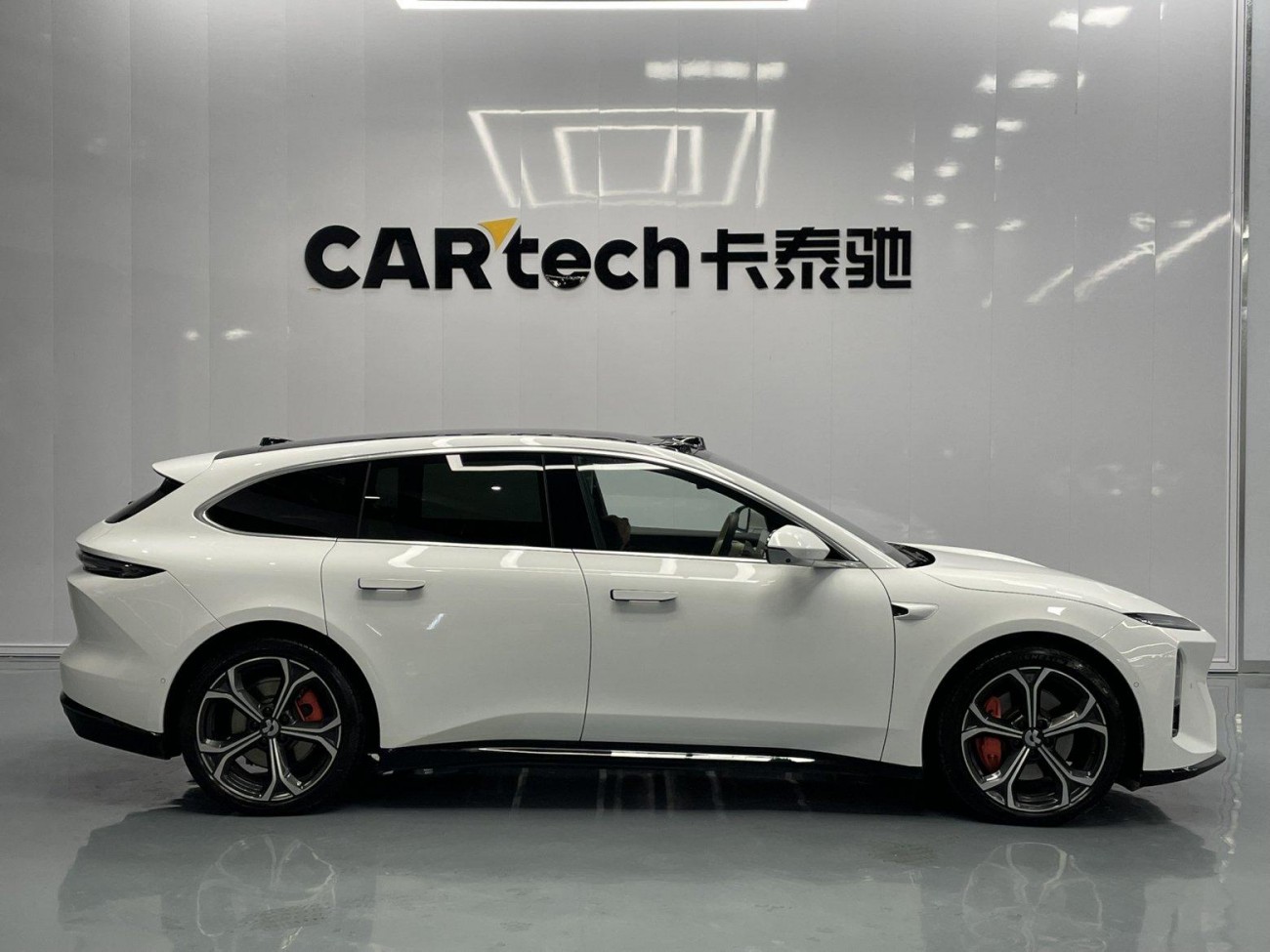 NIO ET5 2025