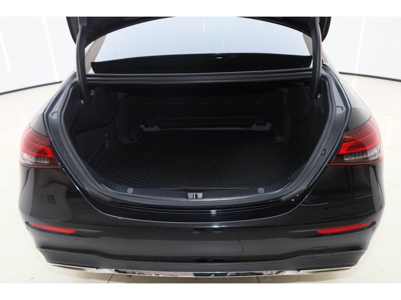 Mercedes-Benz E 300 L 2021