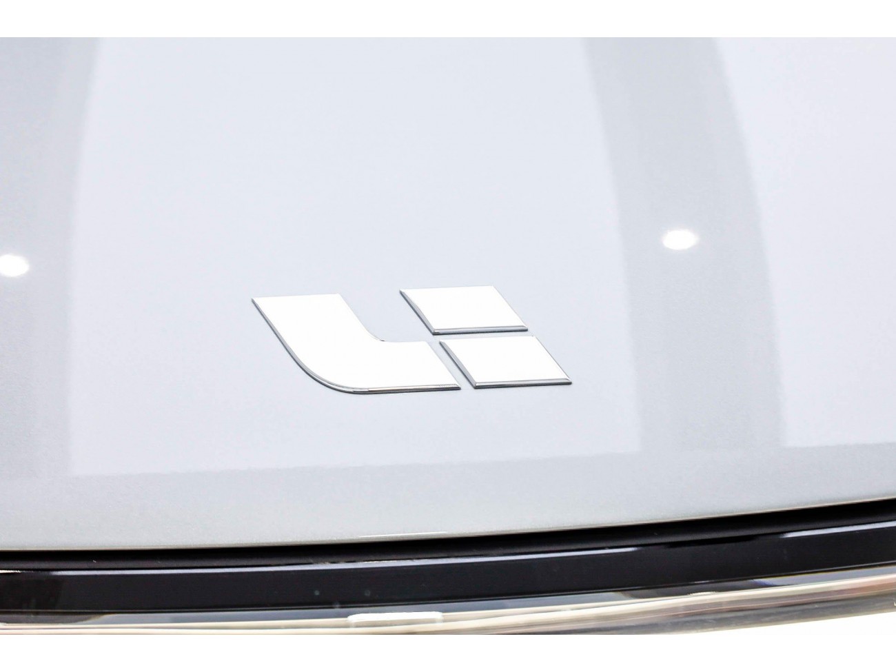 Li Auto L8 2022
