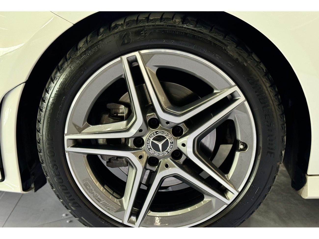 Mercedes-Benz CLA 200 2021
