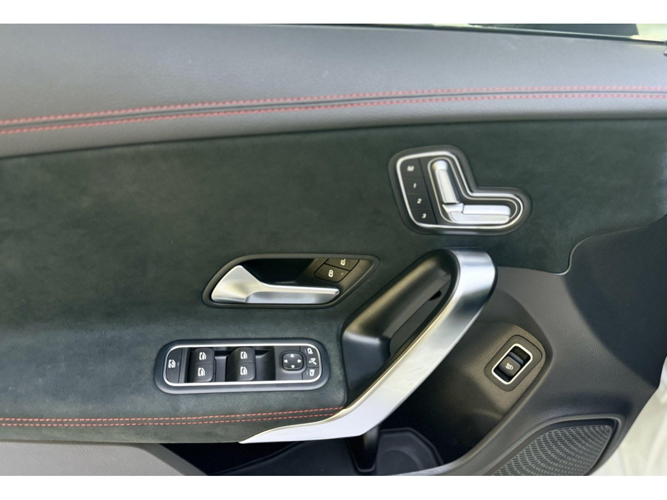 Mercedes-Benz CLA 200 2021